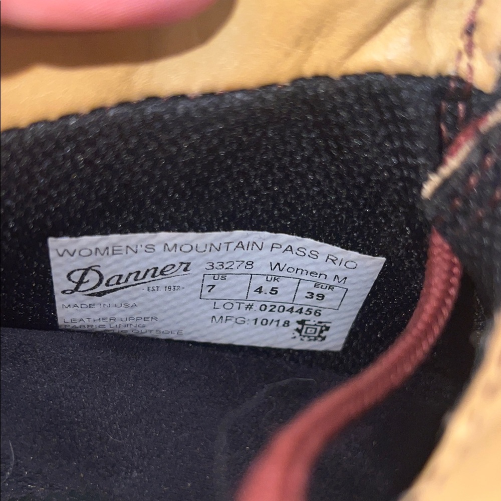 Danner Mountain Pass size 7 - Picture 5 of 8